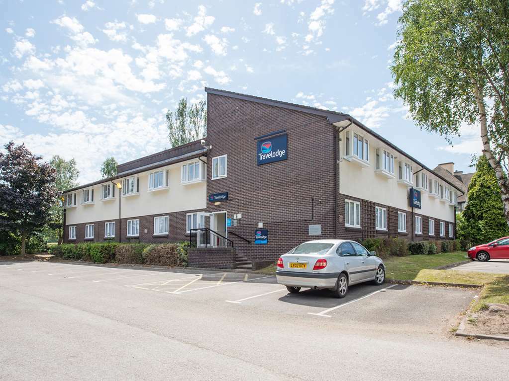 Travelodge Chester Warrington Road Bagian luar foto